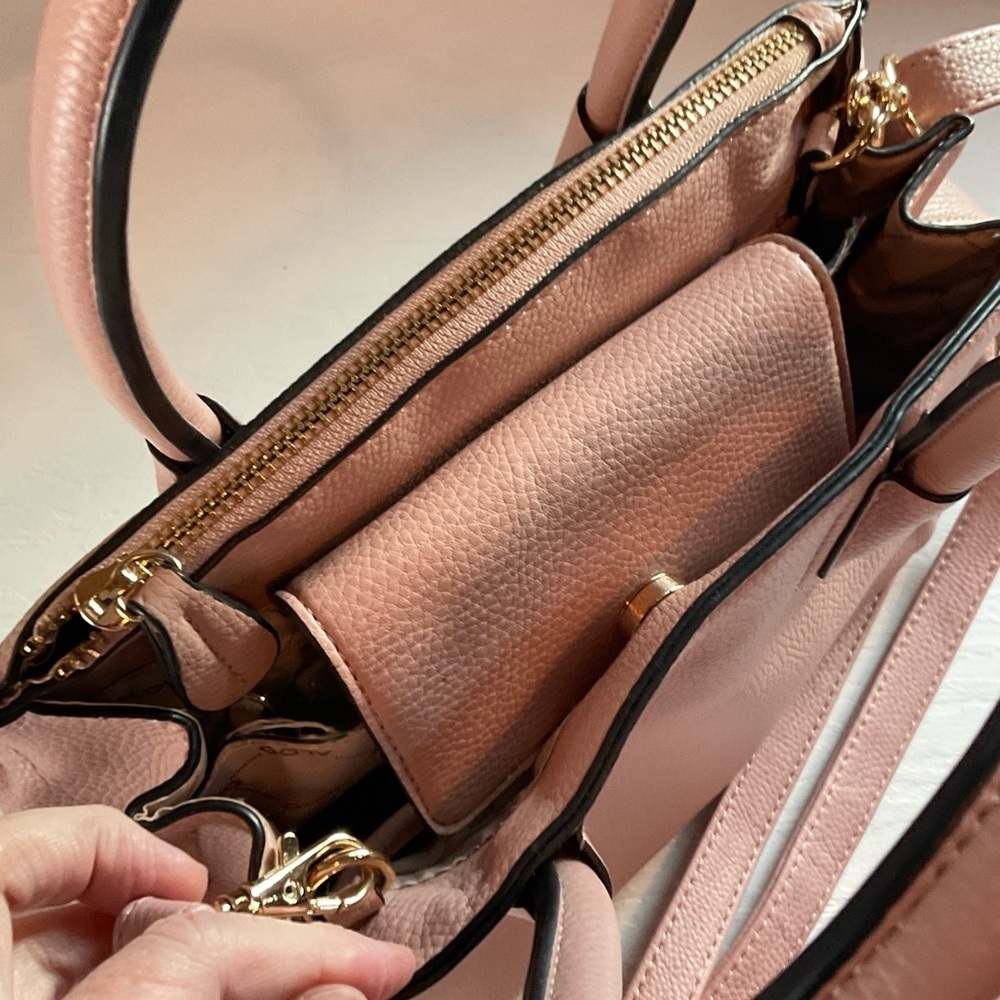 Aldo Bag Blush Pink Faux Leather PU Handbag / Shoulder Multi Pocket Purse - Picture 4 of 9